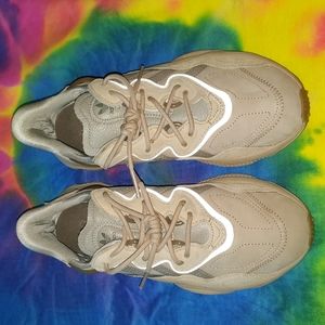 Mens Adidas OZWEEGO Running shoes